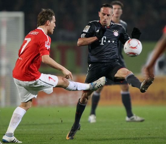 这与两国深 这与两国深